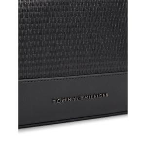 Tommy Hilfiger Metal Logo Woven Washbag
